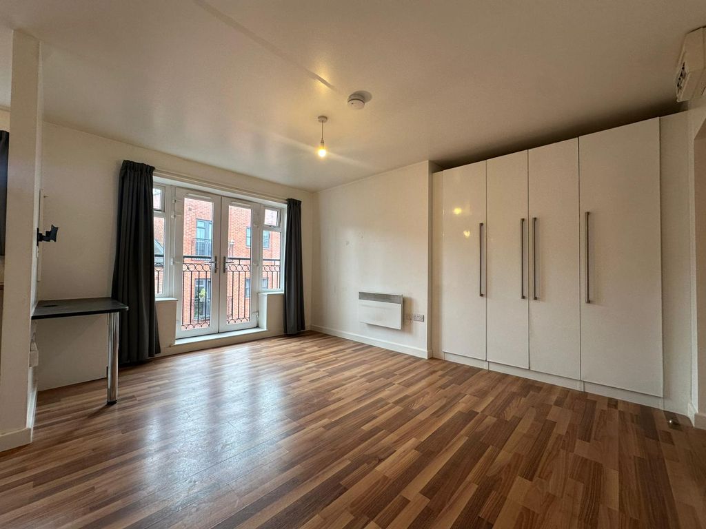 Property photo 1 of 4