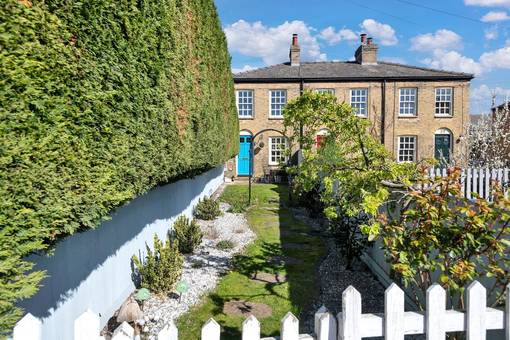 Property photo 1 of 16