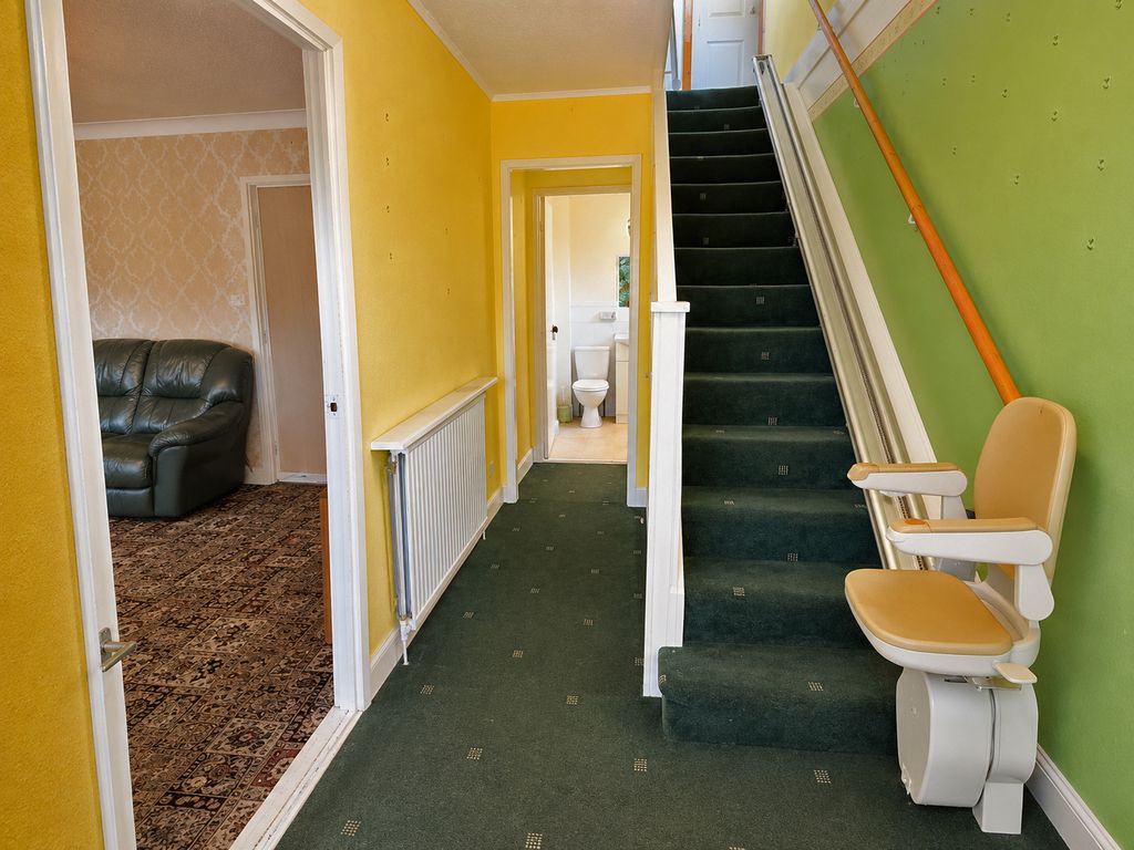 Property photo 3 of 21