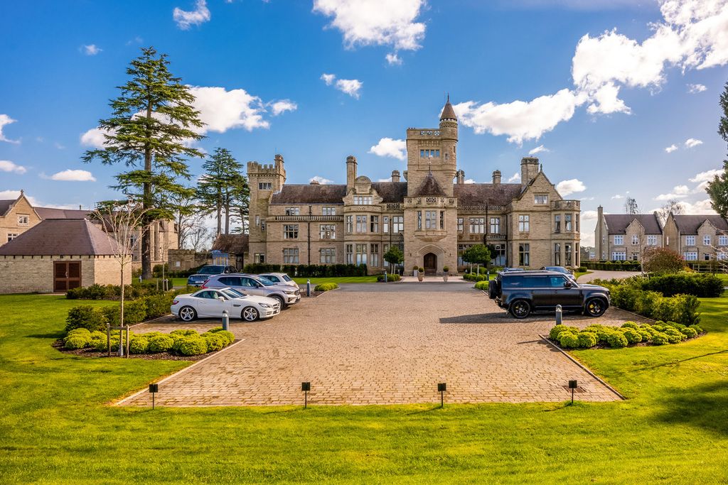 Additional image 36 of 2 bed flat for saleBirmingham Road Hatton Warwick, Warwickshire CV35