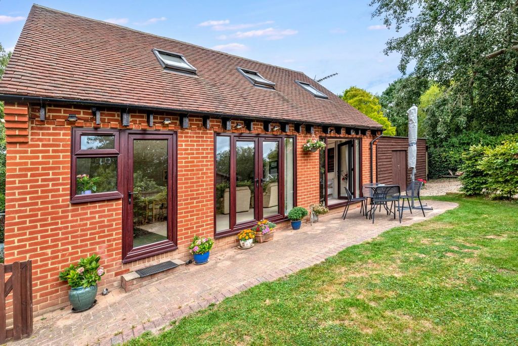 Property photo 3 of 22