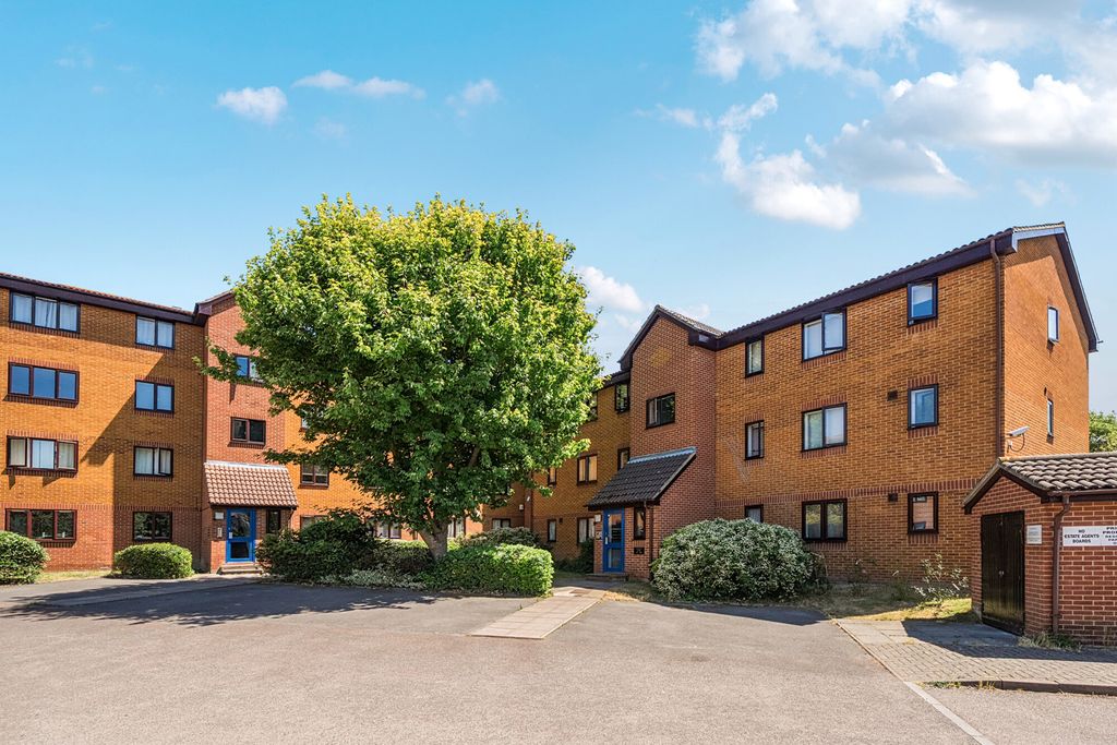 Property photo 2 of 10 1488400-11-6A4Cec...
