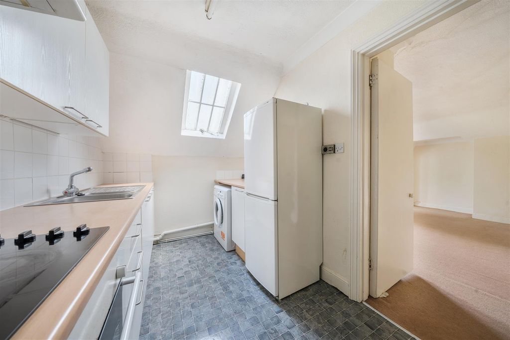 Additional image 4 of 1 bed flat for saleDe Parys Avenue, Bedford MK40