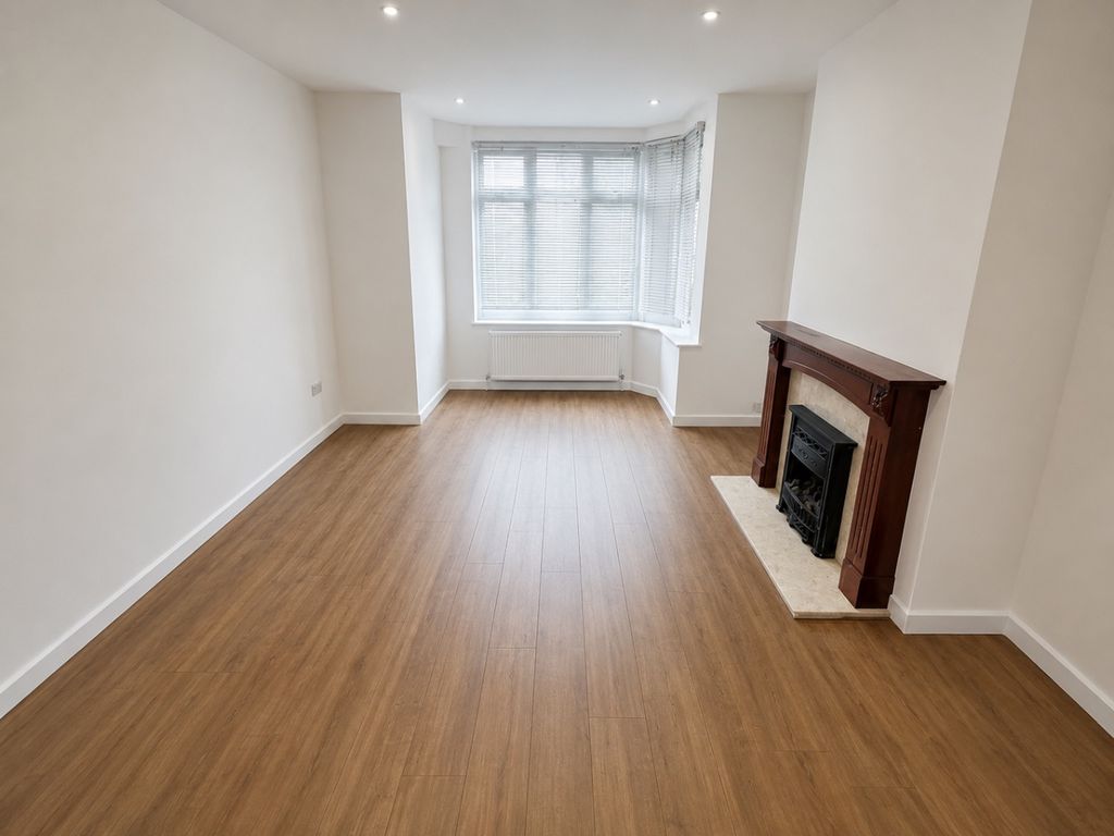 Property photo 2 of 13 5419461