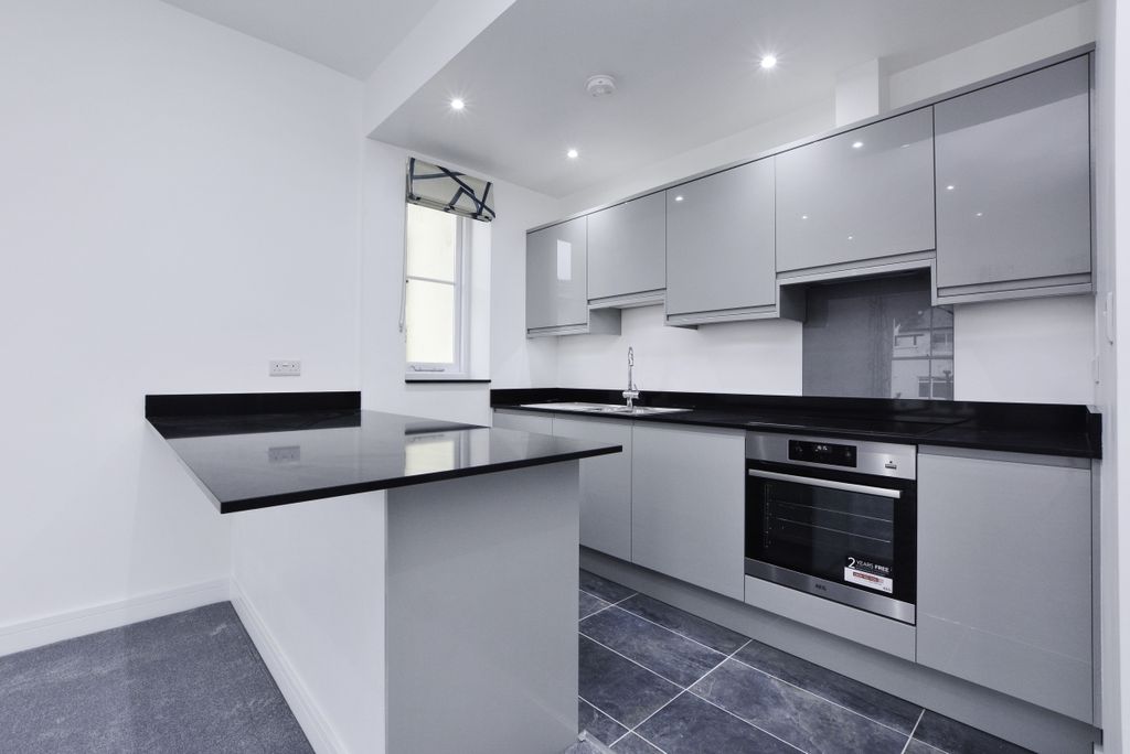 Property photo 2 of 14 Dsc_7744_ (002)