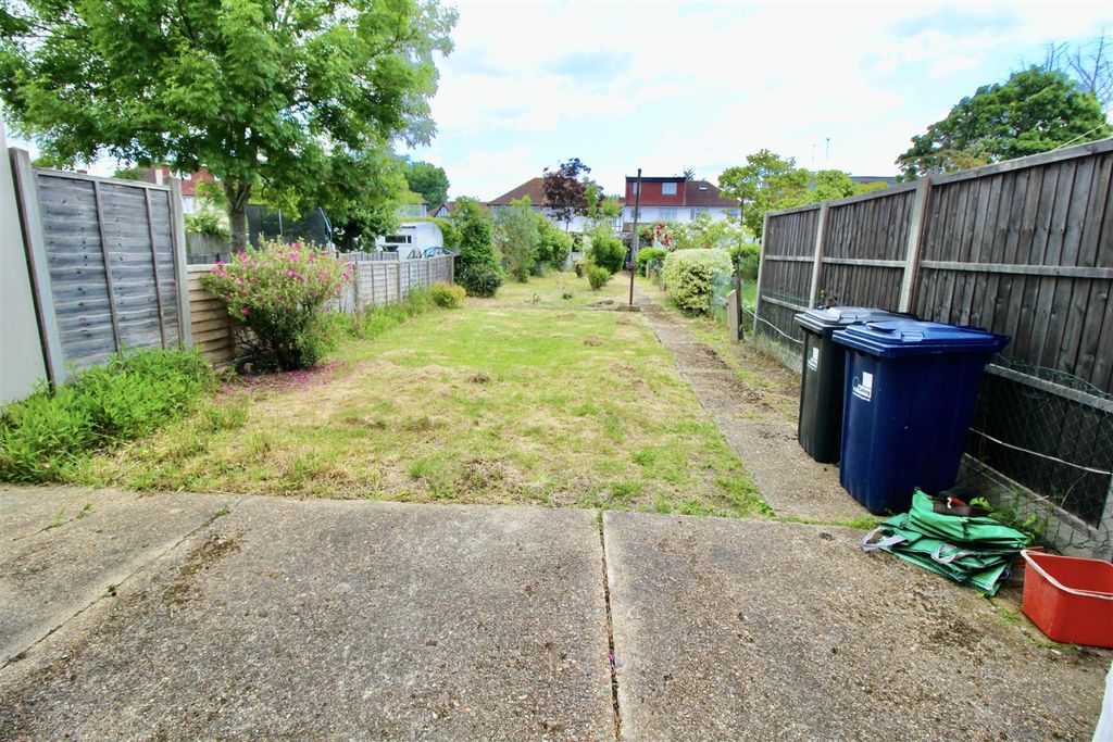 Property photo 2 of 10 Rear