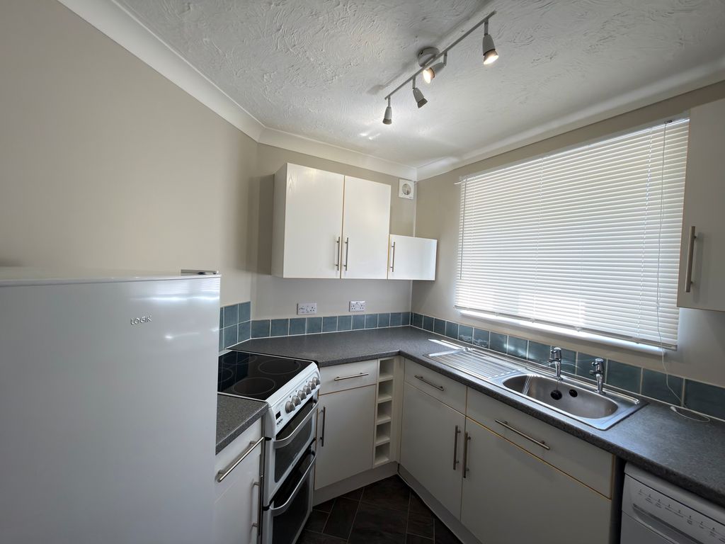 Property photo 3 of 5
