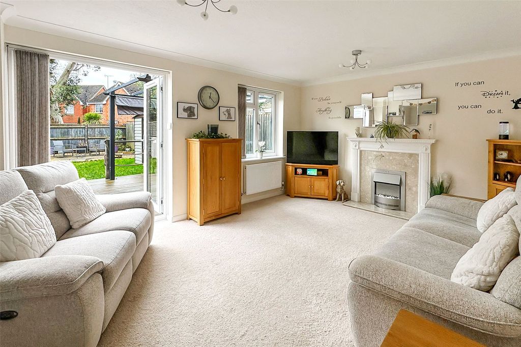 Property photo 3 of 22 Picture No. 18