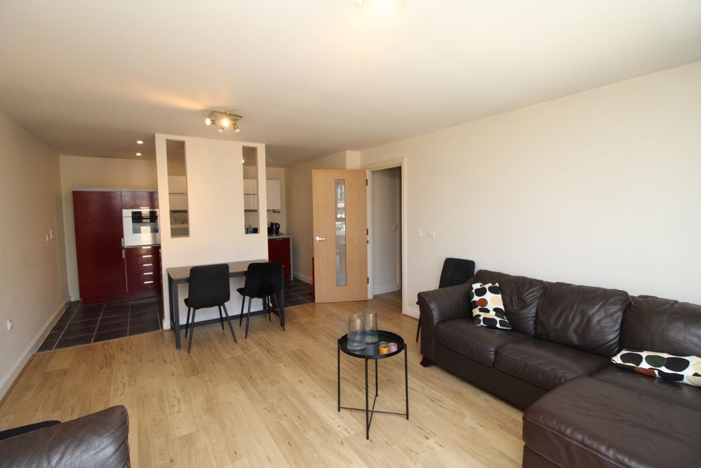 Property photo 3 of 11 Img_5879
