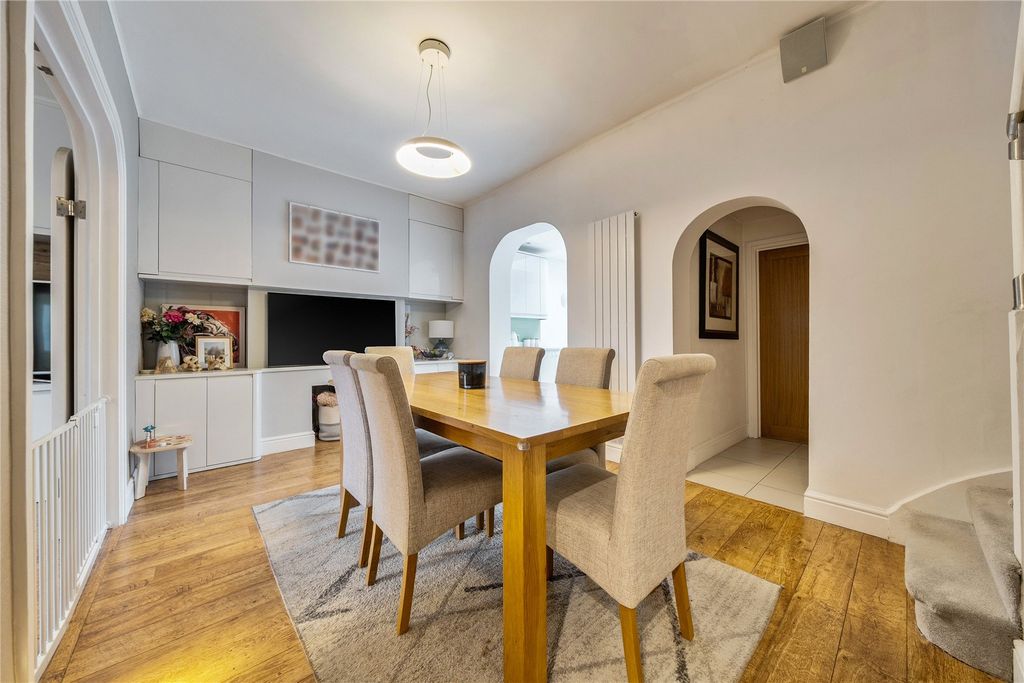 Property photo 3 of 21 Picture No. 09