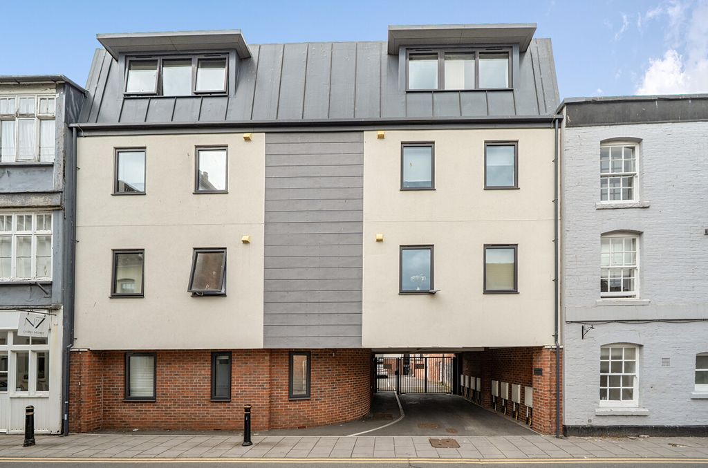 Property photo 1 of 8 1457576 (1)