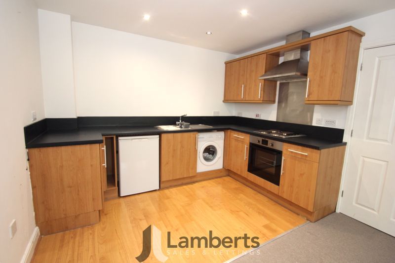 Property photo 2 of 11 Kitchen