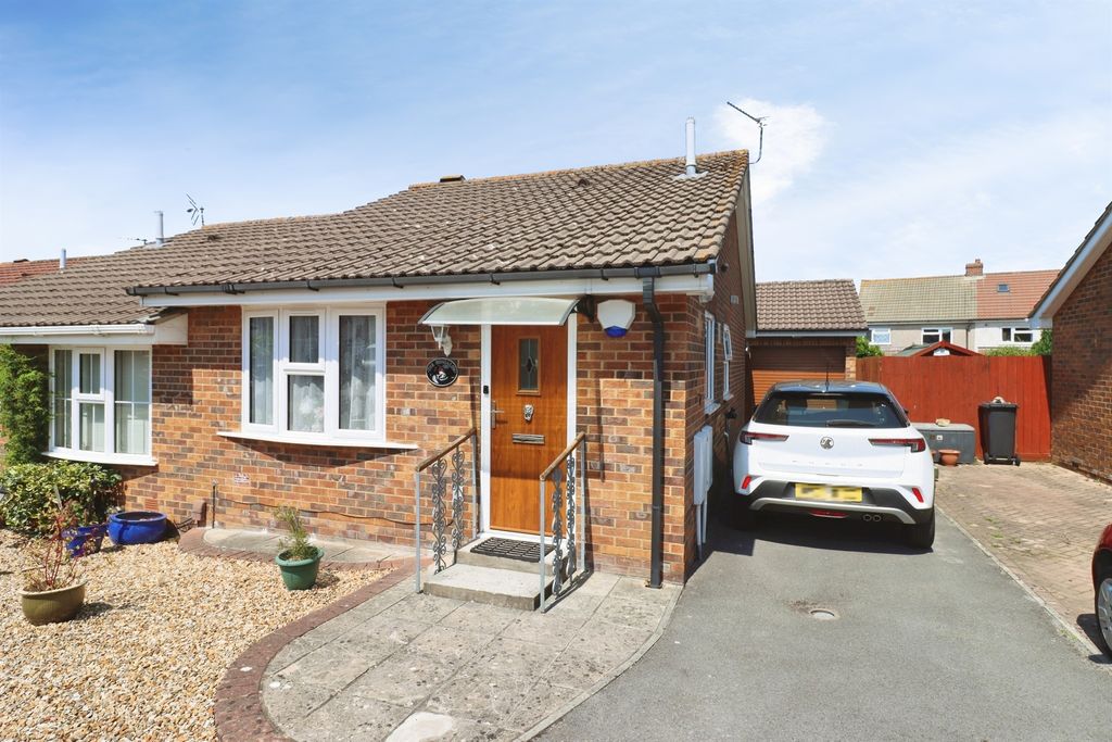 Property photo 1 of 13