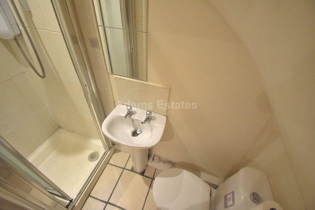 Property photo 3 of 3