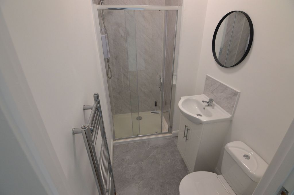 Additional image 14 of Room to rentPark Street, Grimsby DN32