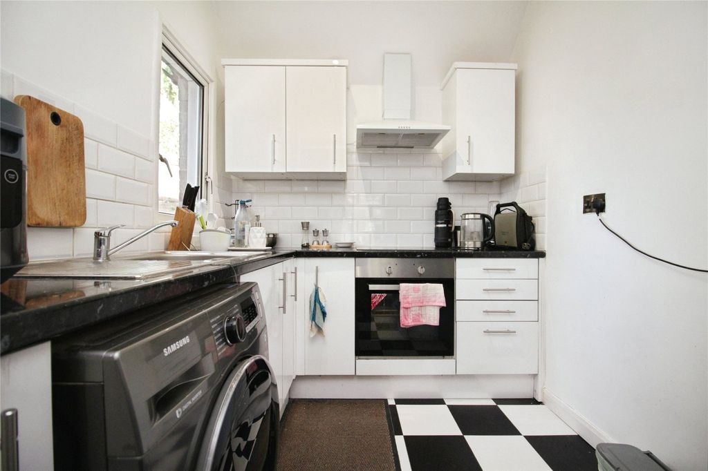 Property photo 2 of 12 Kitchen