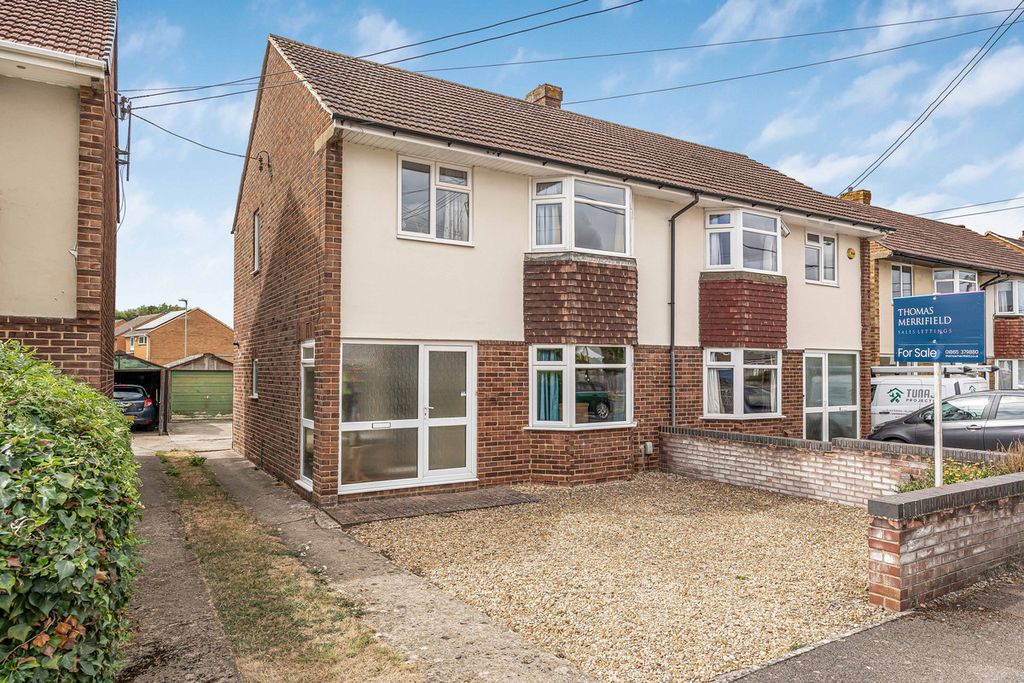 Property photo 1 of 19