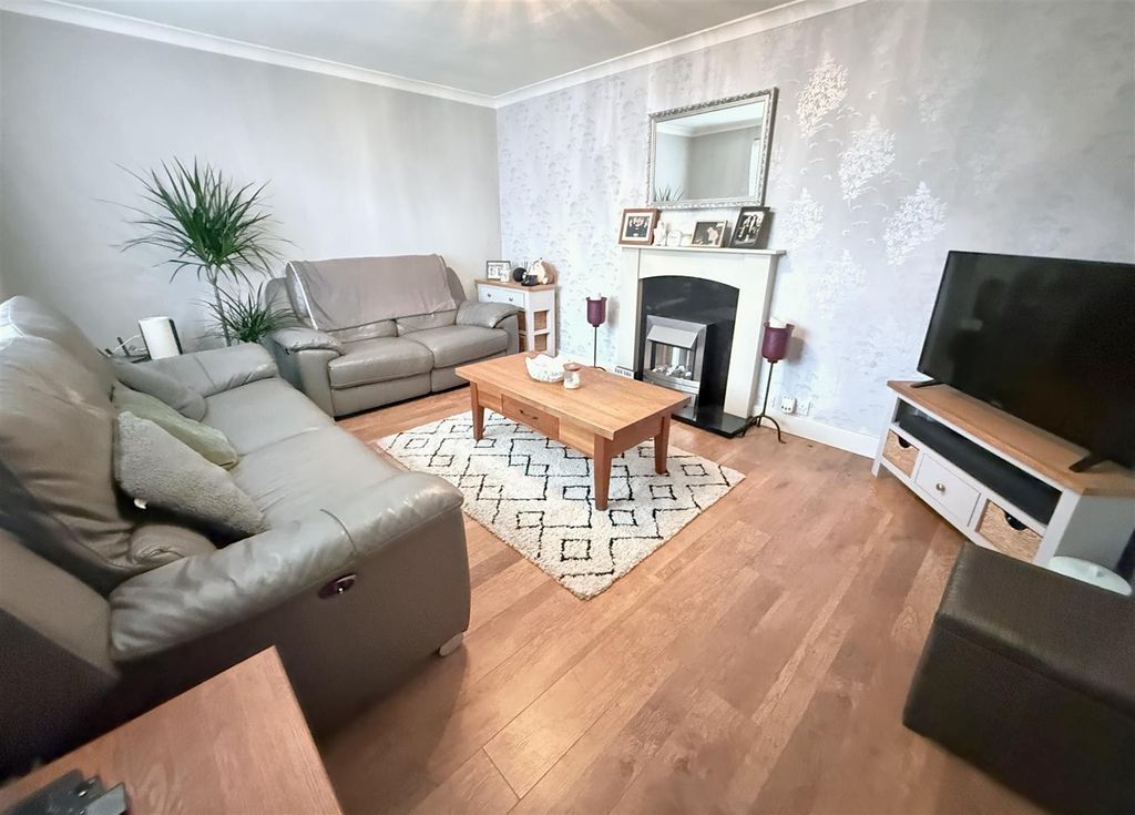 Property photo 3 of 18 Img_8515.Jpg