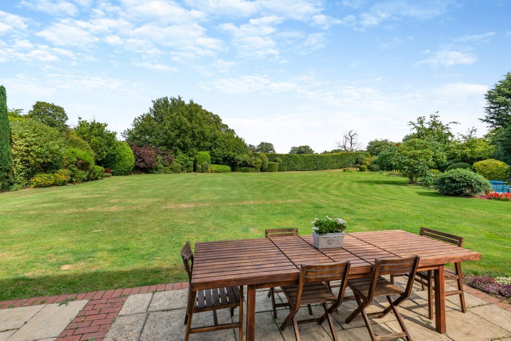 Property photo 3 of 31 Picture No. 10