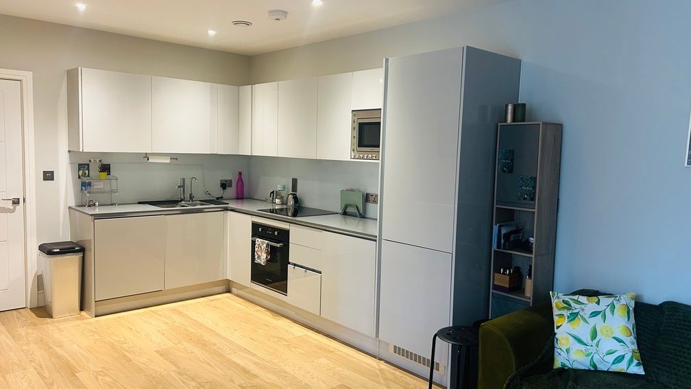 Property photo 3 of 10 Kitchen 1.Jpg
