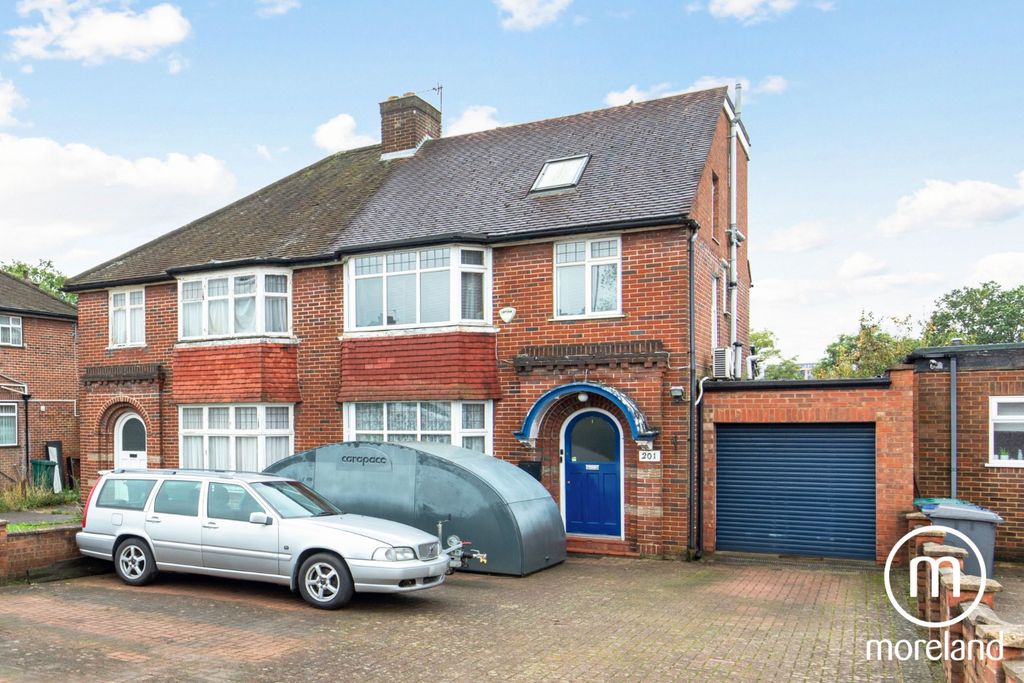 Property photo 1 of 12 2671012