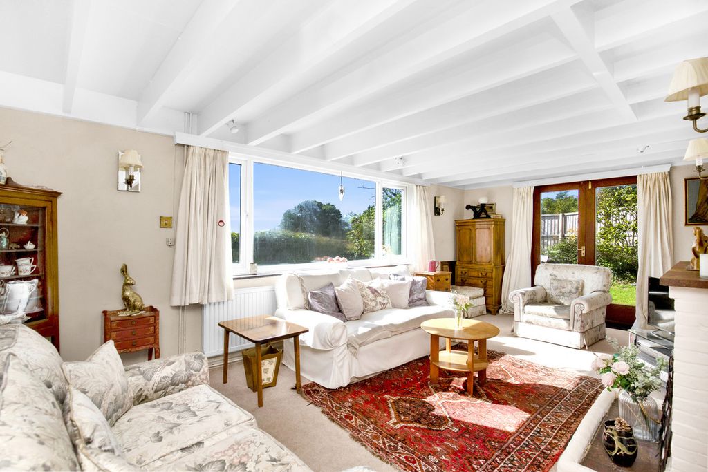 Property photo 3 of 41