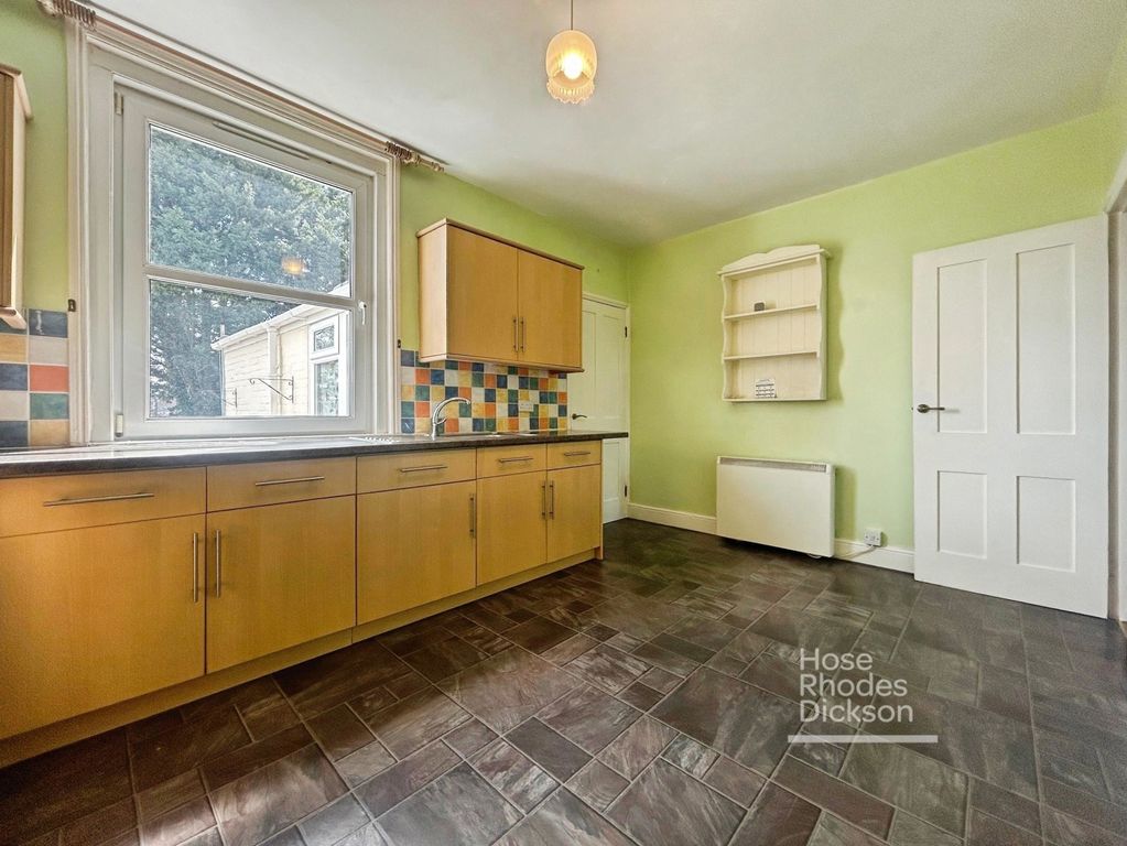 Property photo 3 of 12 Pbox-Img.Jpg