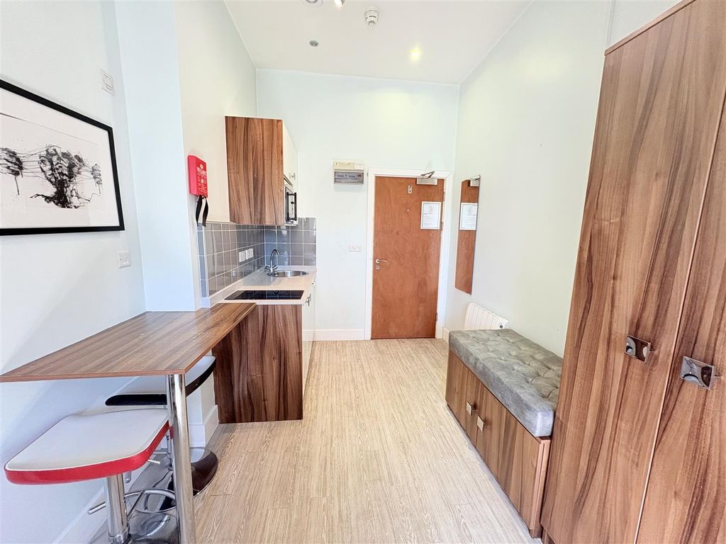 Property photo 2 of 7 Img_2654.Jpg