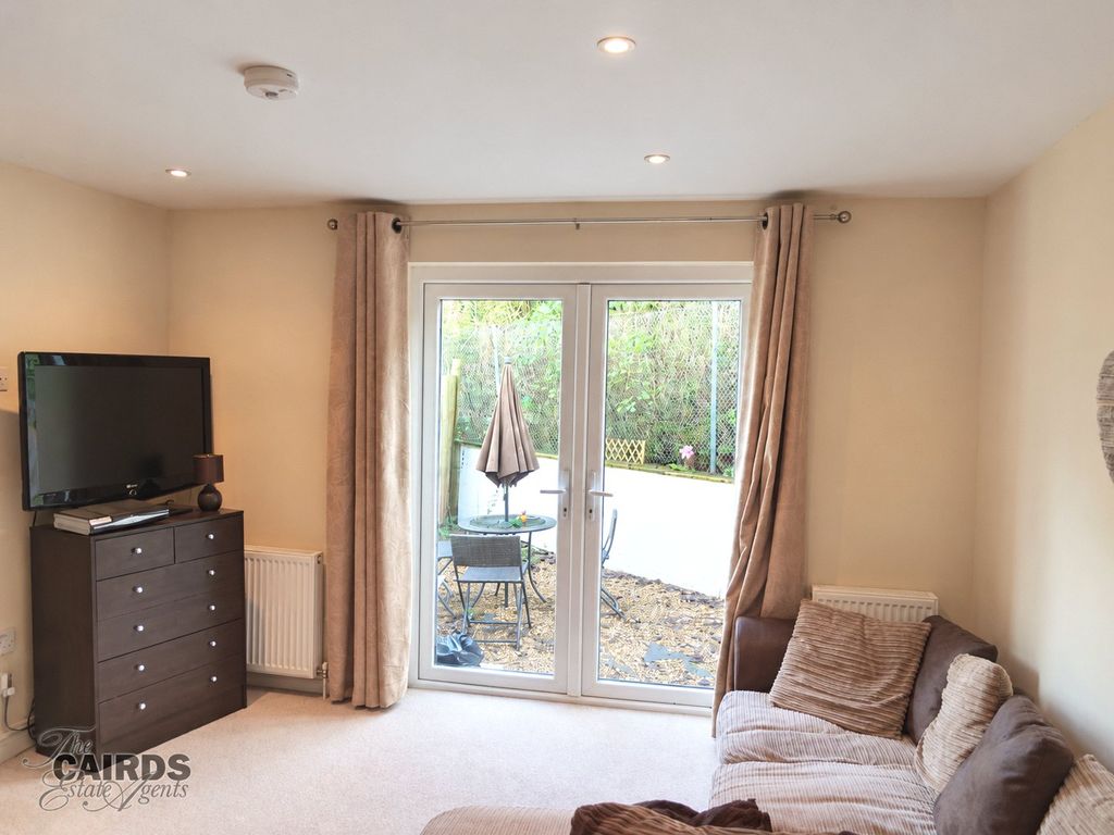 Property photo 2 of 6 Picture No. 04