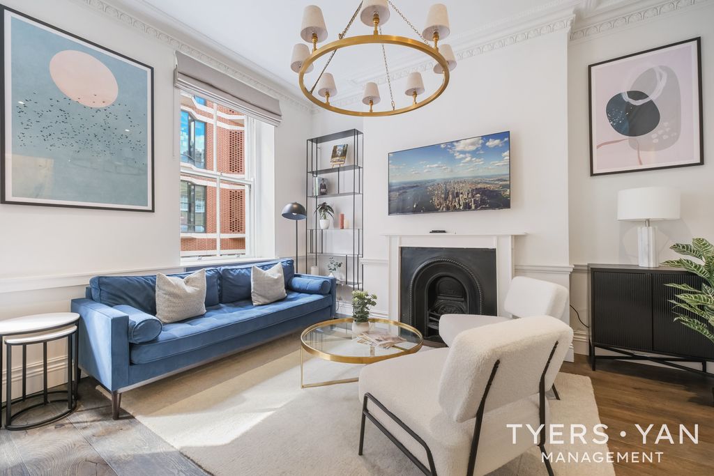 Property photo 1 of 19 Reception Room