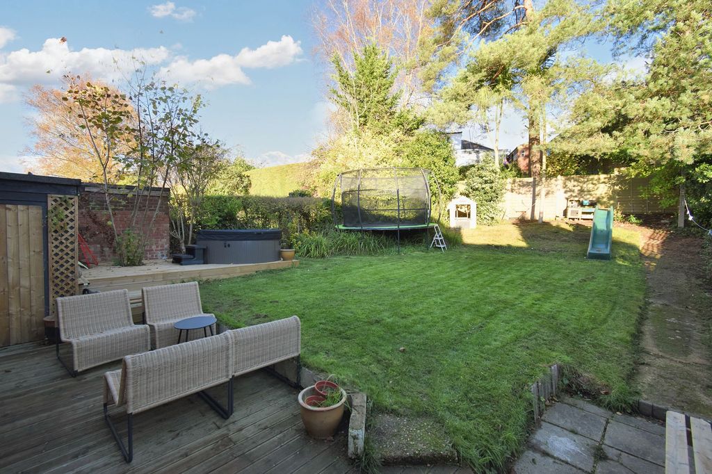 Property photo 3 of 14