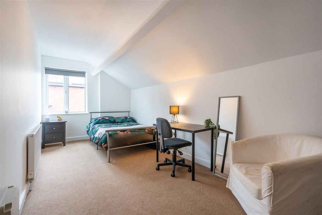 Property photo 2 of 14 _Ajh6736-Hdr.Jpg