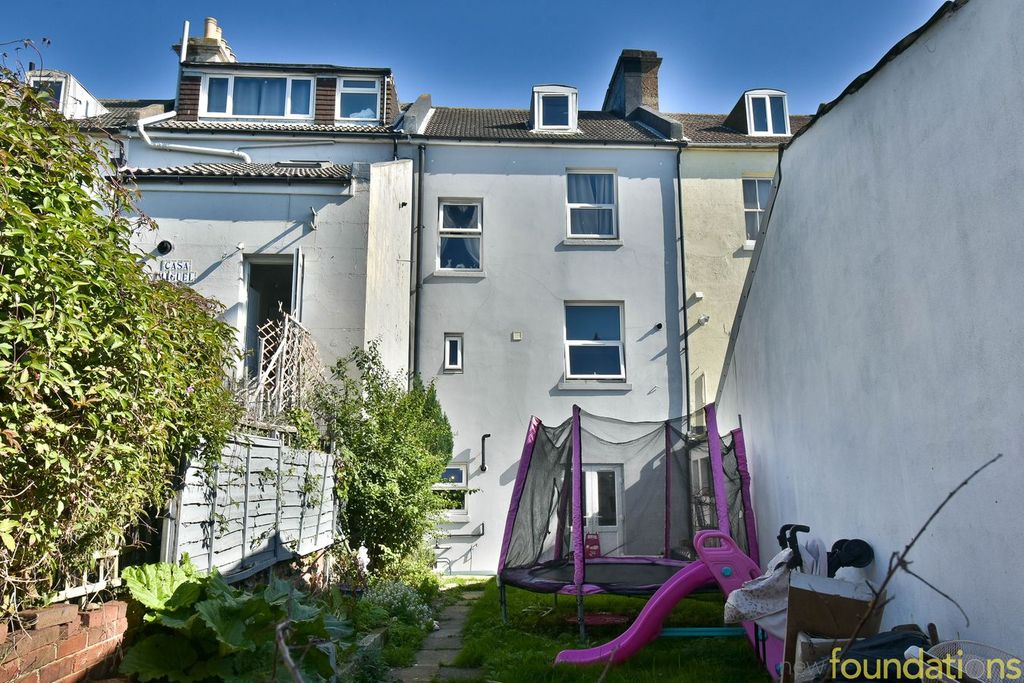 Property photo 2 of 2