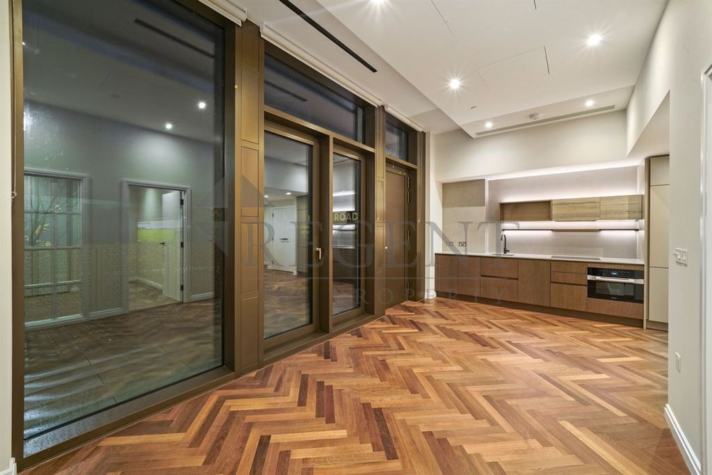 Property photo 1 of 12 Reception