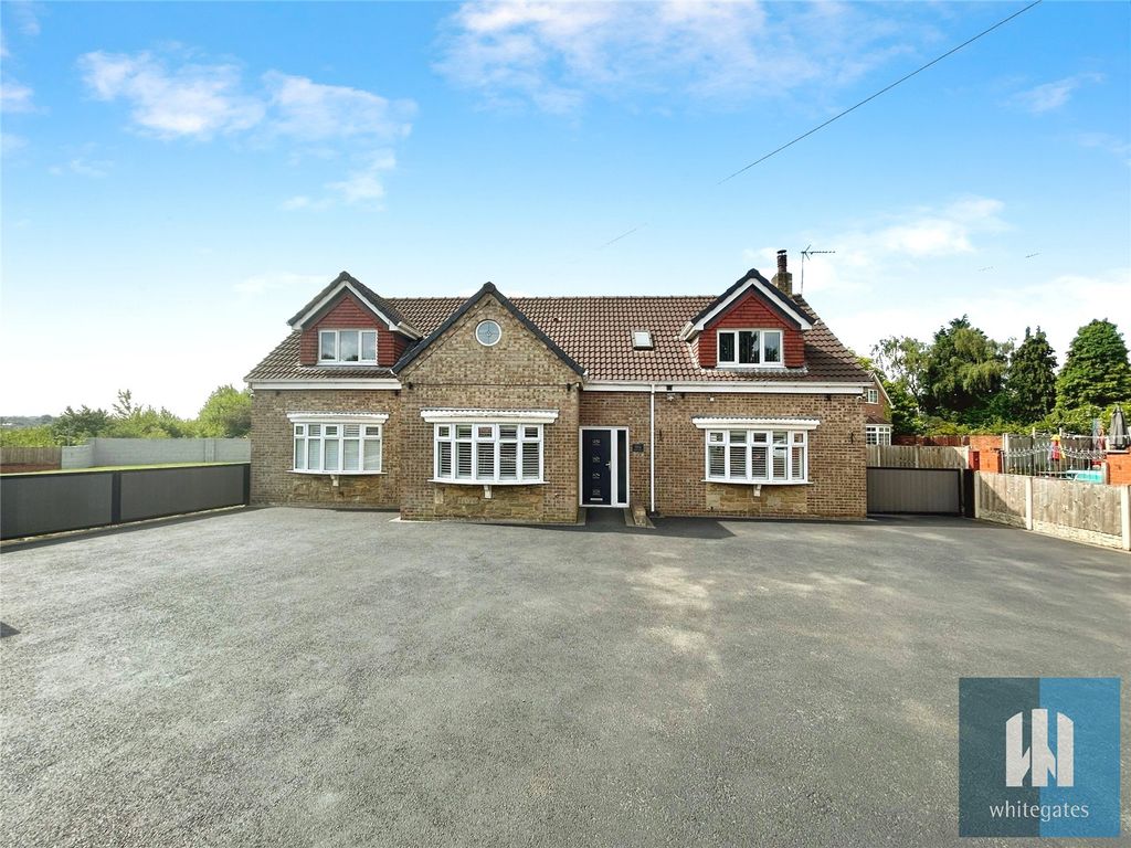Property photo 1 of 37 Picture No. 23