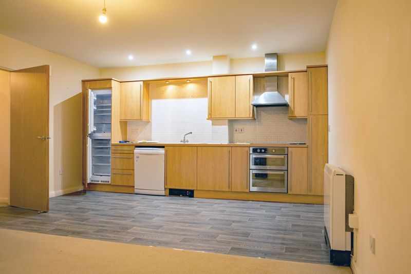 Property photo 2 of 9 Kitchen Area