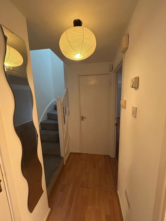 Property photo 2 of 12 Image