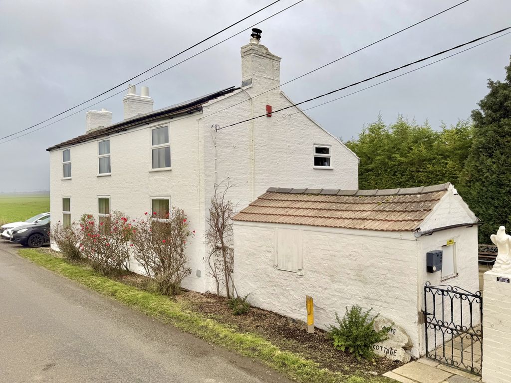 Property photo 1 of 32 1