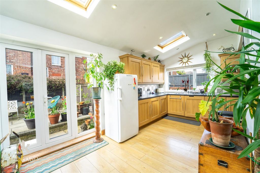 Property photo 3 of 18 0-13.Jpg