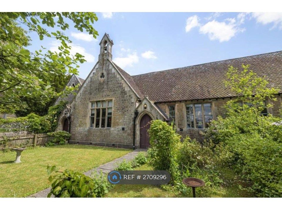 Property photo 2 of 11