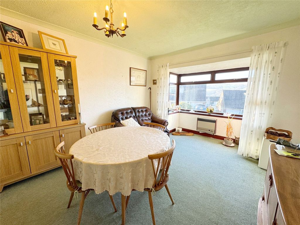 Property photo 3 of 14 Dining Room
