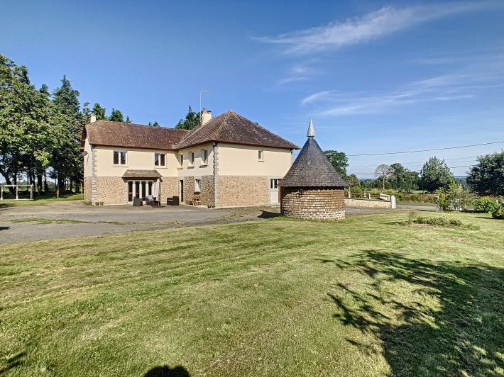 Property photo 1 of 41