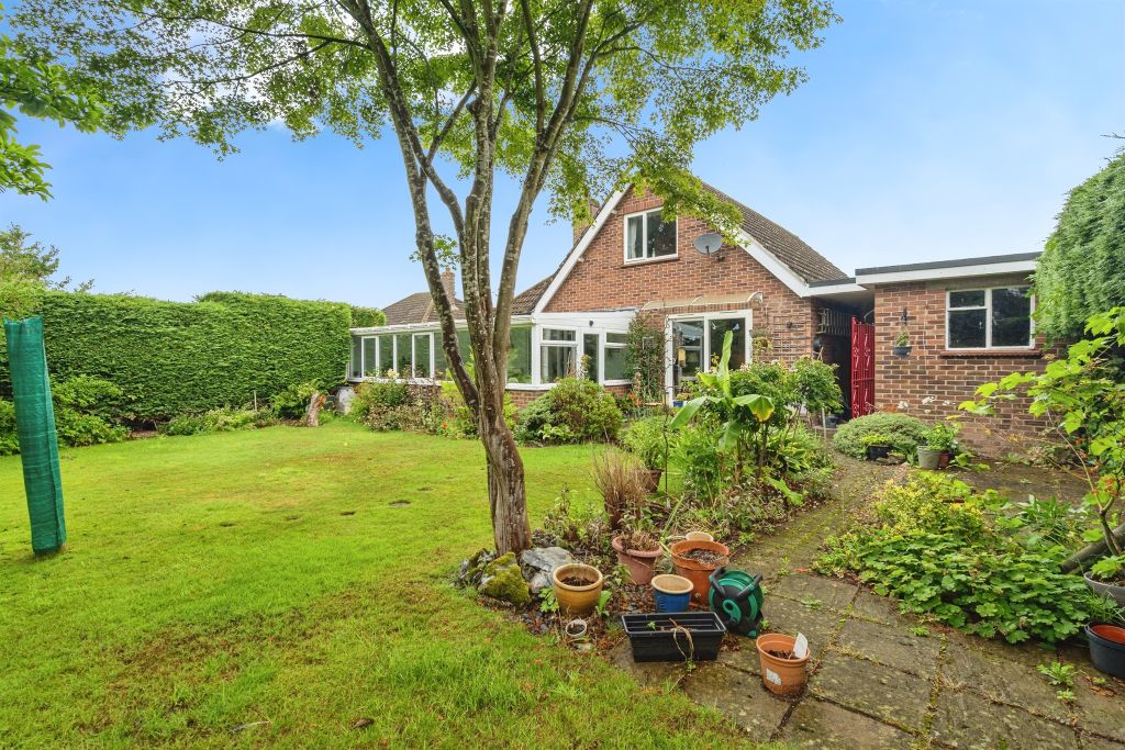 Property photo 2 of 17