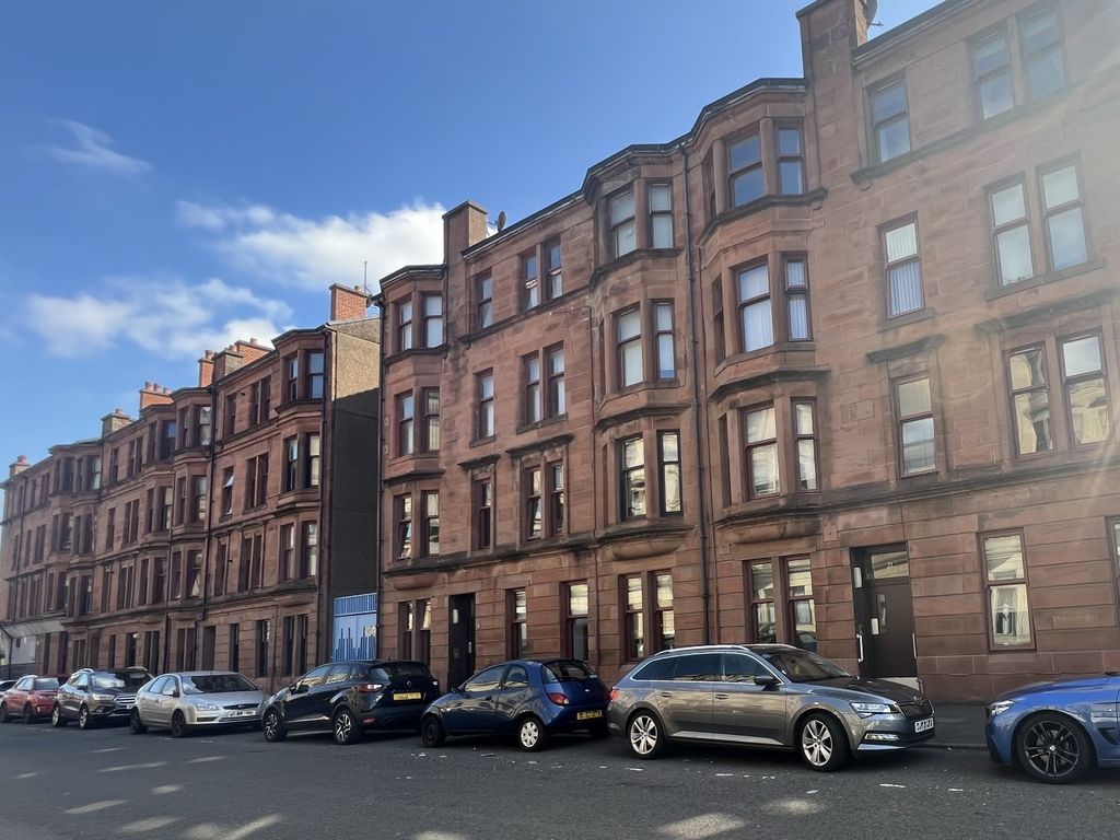 Property photo 1 of 11