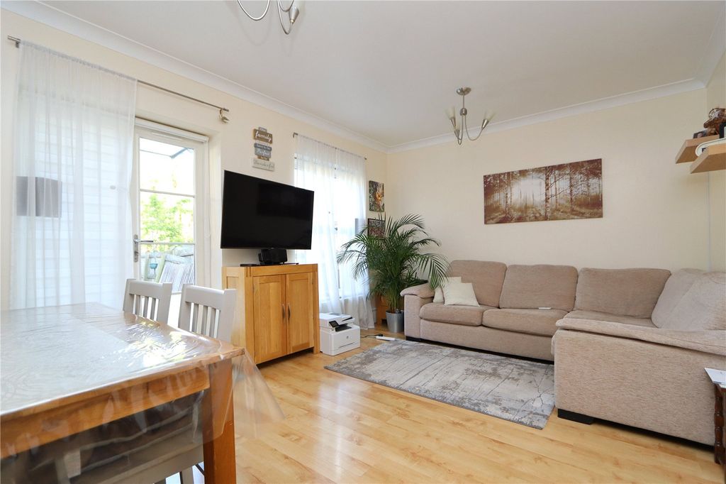 Property photo 3 of 15 Picture No. 14