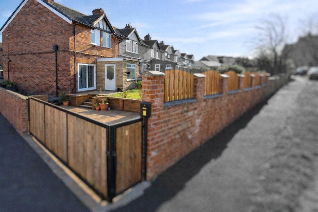 Property photo 1 of 20 Picture No. 02