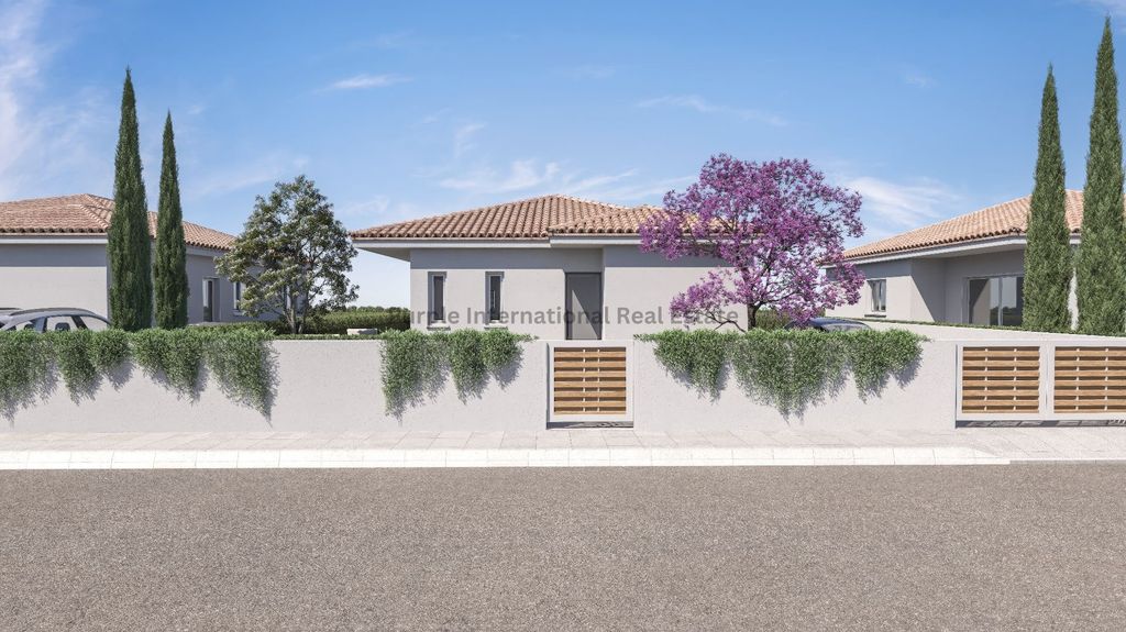 Property photo 2 of 5