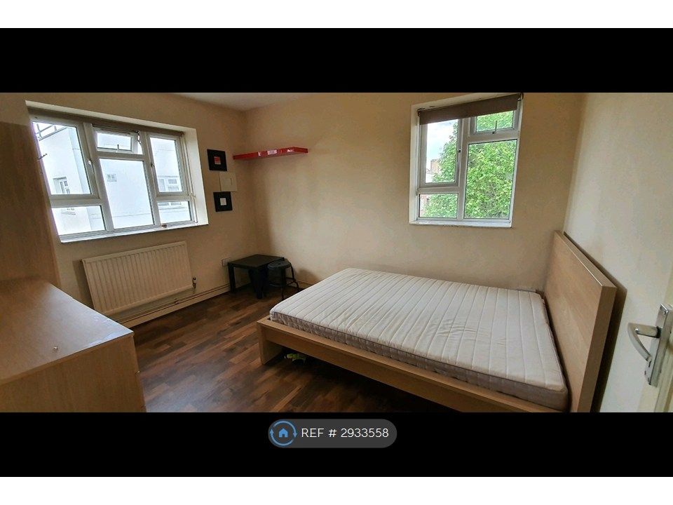 Property photo 3 of 9 Room 3: Available From 3rd June. 3.73m By 2.89m