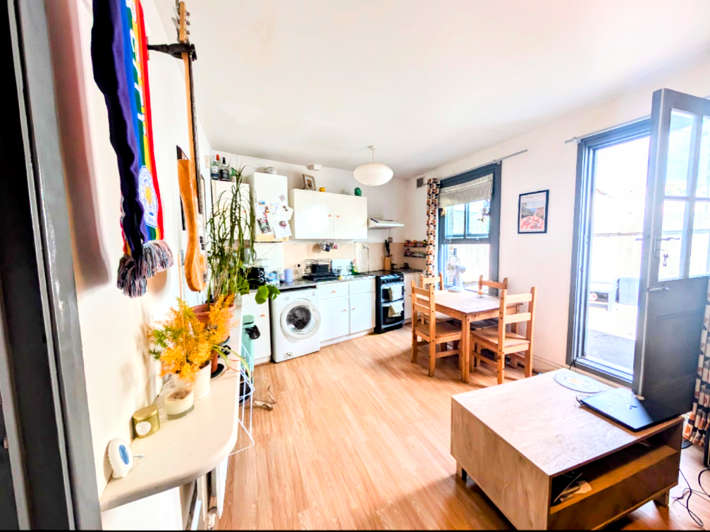 Property photo 2 of 7