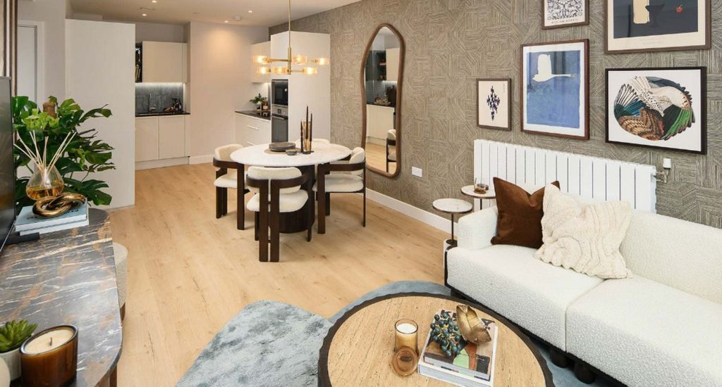 Property photo 3 of 10